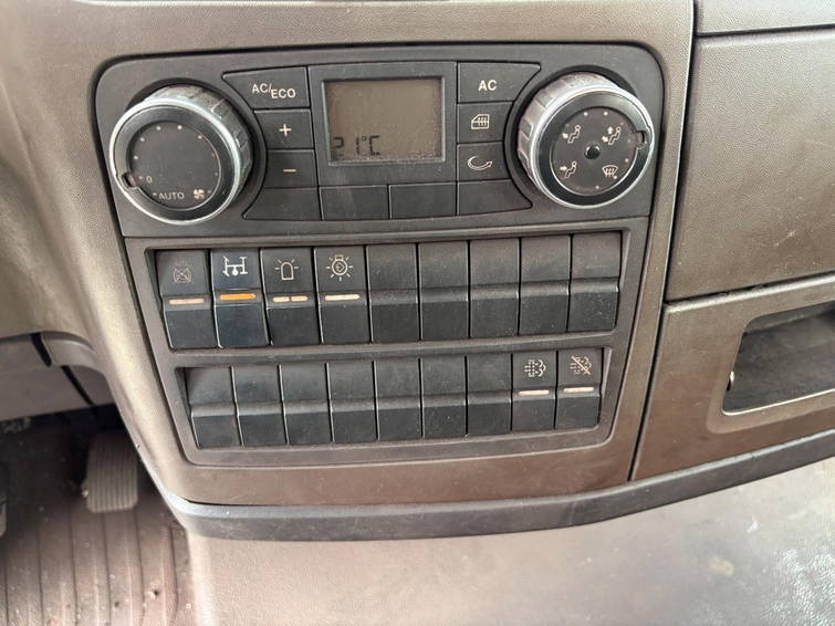MAN TGL 12,280 + HMF 1120 K-4 + Remote + Euro 6 + 40897 KM + Smart Tacho 22
