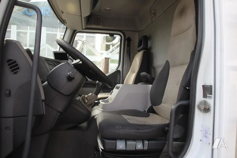 Renault Midlum 220 Frigorifico-k-0029 11
