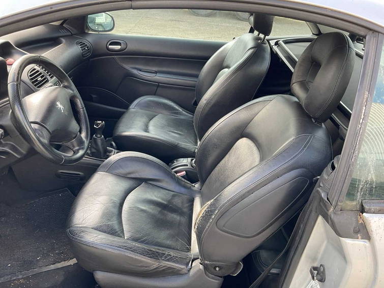 Peugeot 206 CC 18