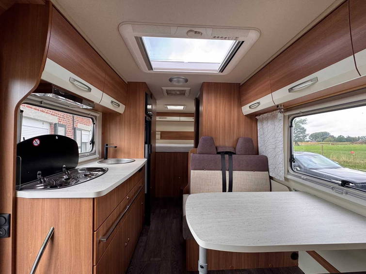 Eura Mobil Activa One 690 HB 16