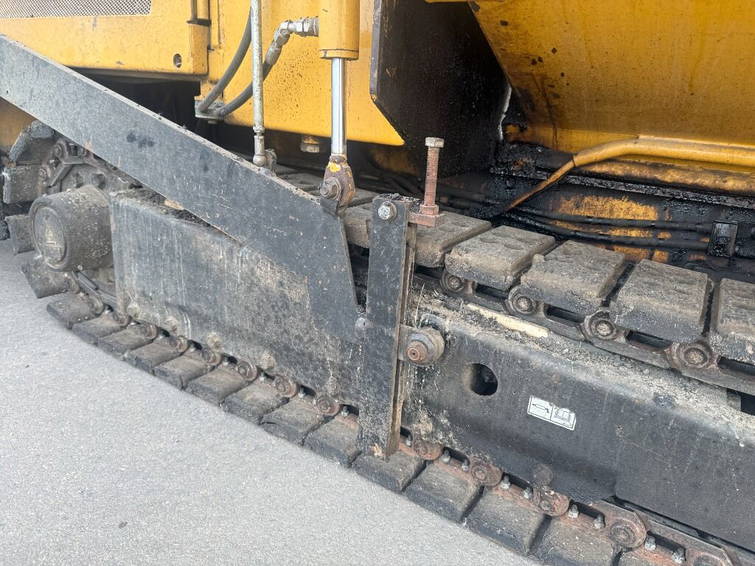 Caterpillar Asfaltsläggare Cat AP255E 23