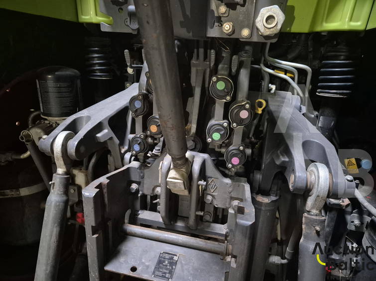 Claas Arion 650 19