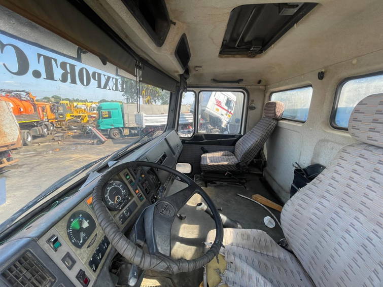 MAN 35 .332 Kipper 8x8 Big Axle's Full Spring Suspension Good Condition 14