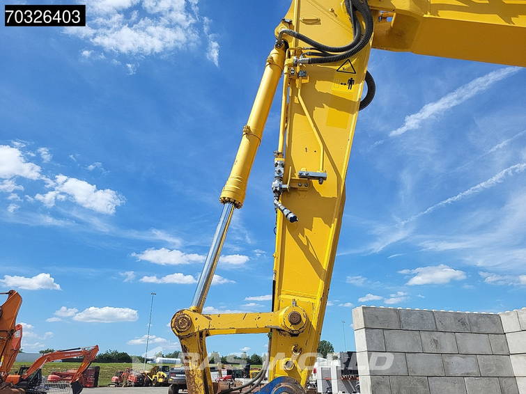 Komatsu PC210 LC-11 14