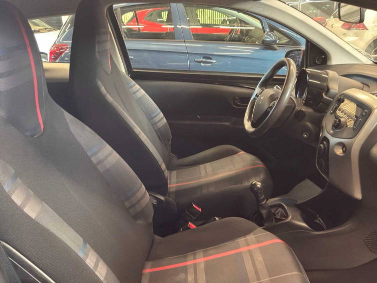 Peugeot 108 30