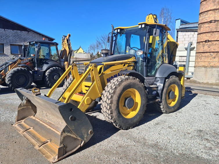 Komatsu WB97S 1