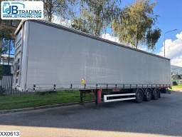 Fruehauf Tautliner Lift axle