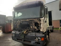 MAN 19.403 F2000 chassis cabine / parts