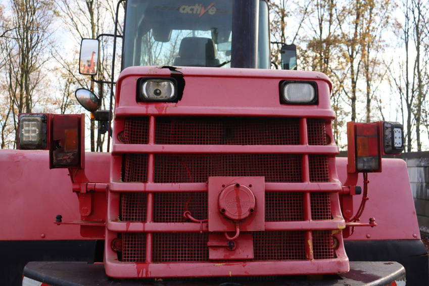 Komatsu WA 270-3 18