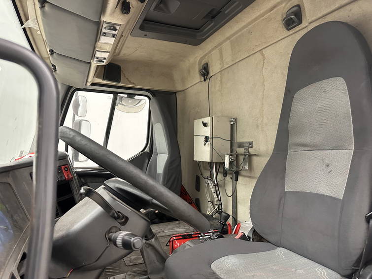 Renault Premium 270 DCi 14