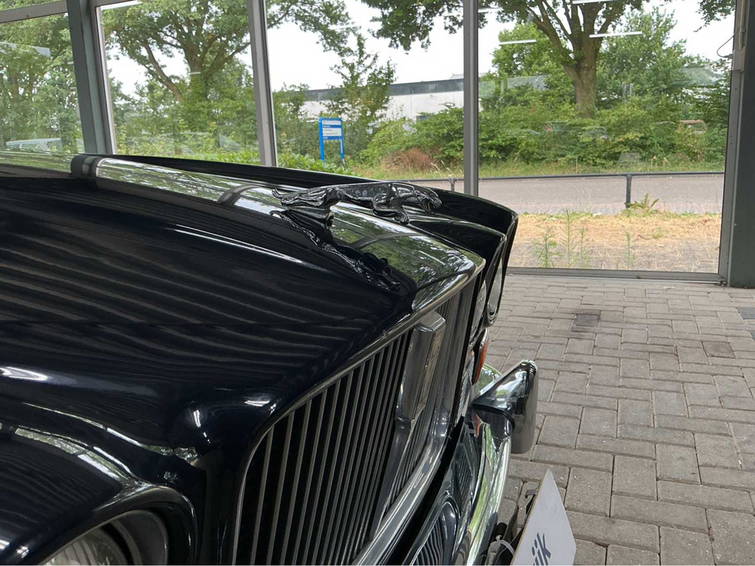 Jaguar XJ 5.3 V12 de Luxe 17