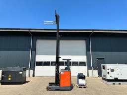 Toyota 6Fbre14 Triplex 1.4 ton Triplex Elektra Reachtruck