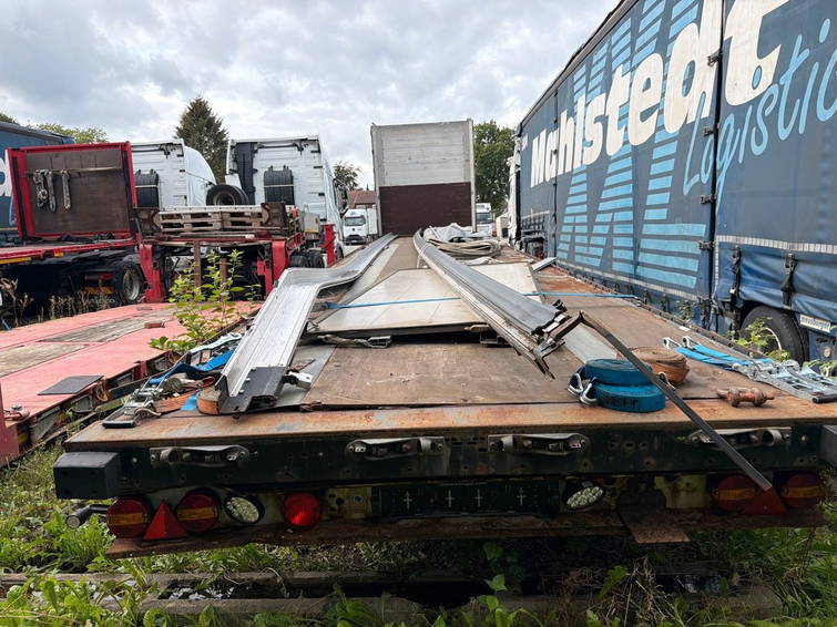 Diversen SN 24 Mega Plane Als Platform 3 Achsen 2018 Koegel SN 24 Mega Plane Als Platform 3 Achsen 2018 14