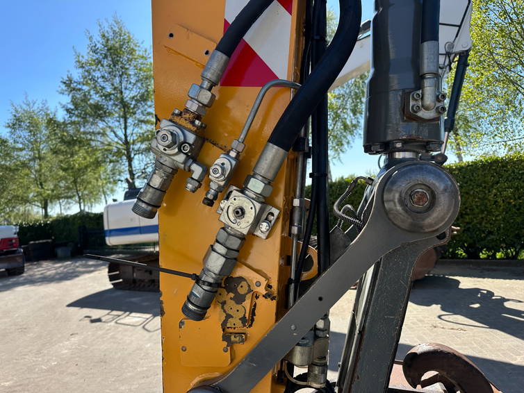 Liebherr A918 21