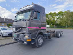 Volvo FH 12.380 380 Fahrgestell / 6x2 / Manual