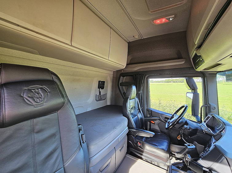 Scania R 500 6X24 NB Leather 15