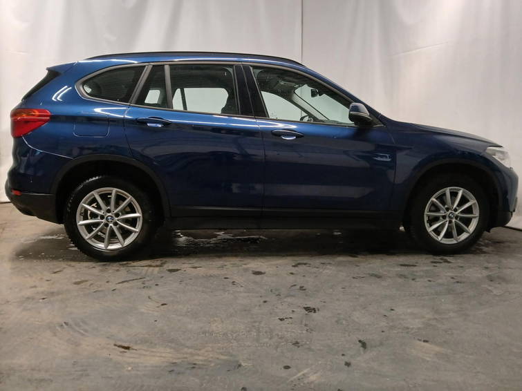 BMW X1 SDrive18i Schadeauto 4