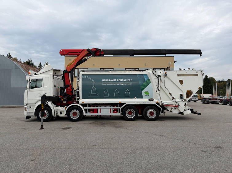 Scania R580 8x26 + Retarder + Palfinger Crane + Kaoussis 18m3 9