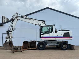 Liebherr A920 - Wimmer Tiltrotator / Triple Boom
