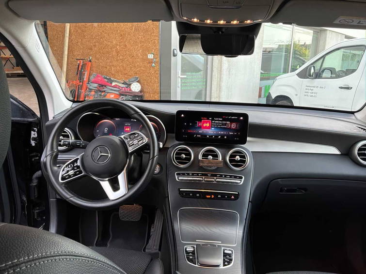 Mercedes-Benz GLC-klasse 300e 17