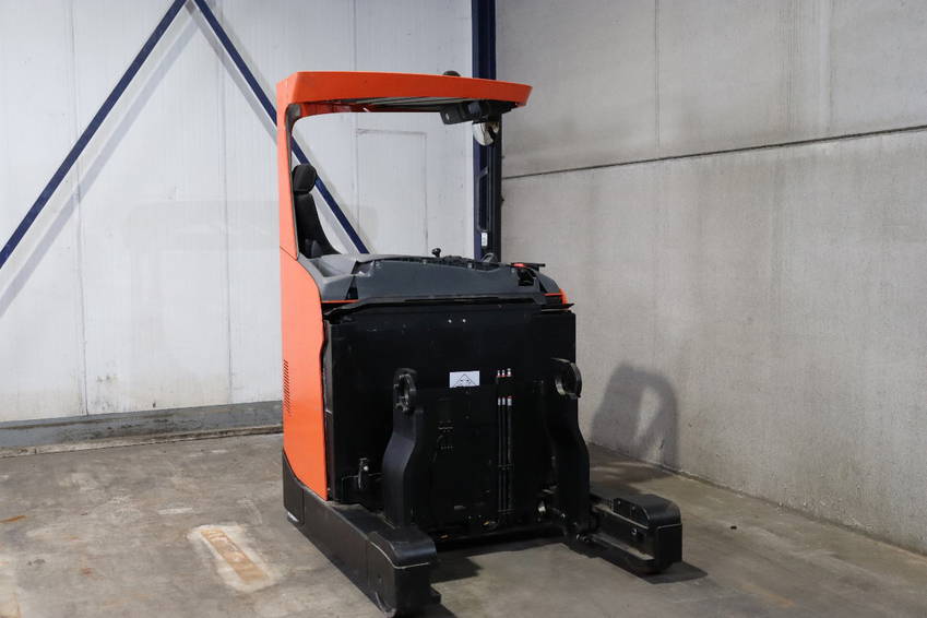 BT RRE160H 1,6 ton elektrische reachtruck 1