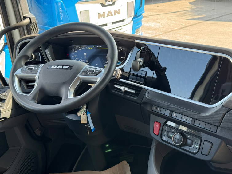 DAF XFn 480 _SH cabACC2TanksStandklimaVollspoiler 10