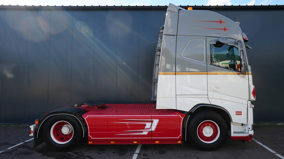 Volvo FH 500 ADR Globetrotter Showtruck 3