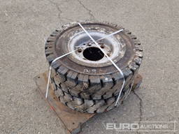Tyres to suit Linde 3 Ton Forklift