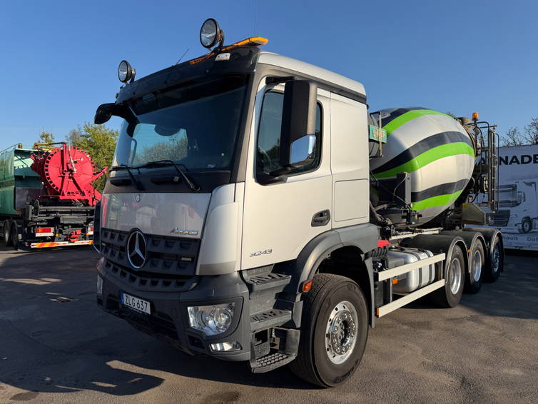 Mercedes-Benz Arocs 3243 8x4, Mixer + Hydraulic-slide, 2018 3