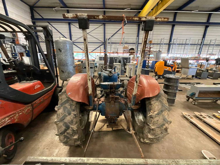 Diversen Fordson Dexta 1