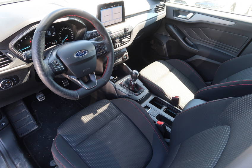 Ford Focus Turnier 1.0 EcoBoost ST-LineACCKamera 4