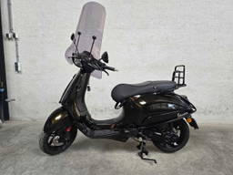 Vespa Bromscooter Sprint 4T Sport