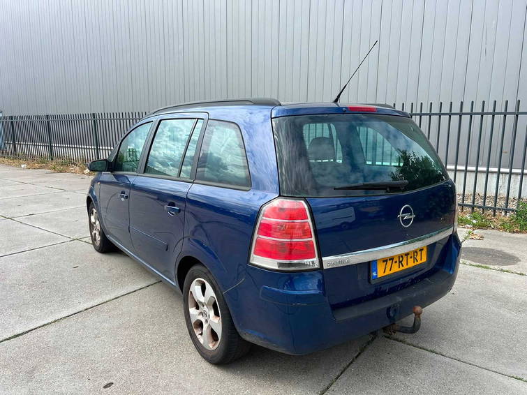 Opel Zafira 1.6 Enjoy 3