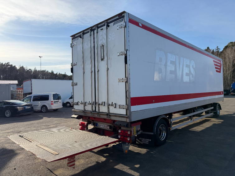 Närko REF-trailer with Thermoking, 2008 24