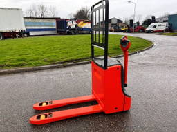 Linde T18