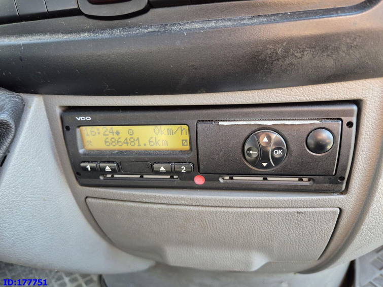 Mercedes-Benz Sprinter 518 VIP 13