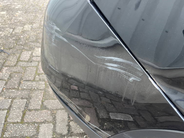 BMW X1 SDrive18d Executive - Motor defect - Schade 11