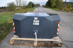 - - - 1500 kilo J-Maskiner