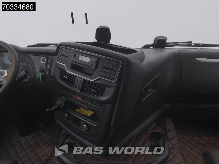Iveco S-WAY 490 4X2 2xTanks ACC 23