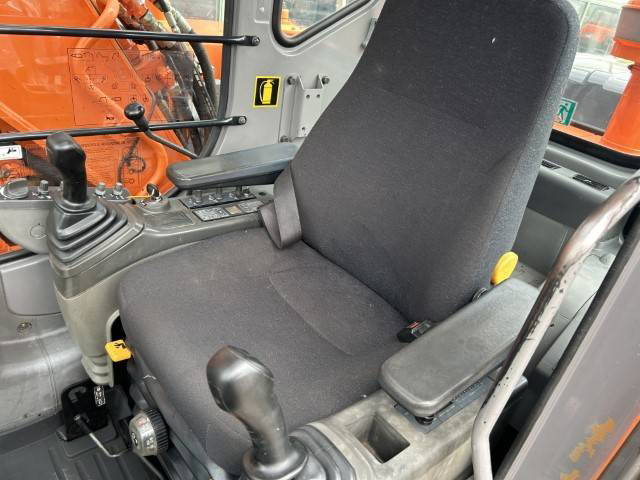Hitachi ZX130 W 7