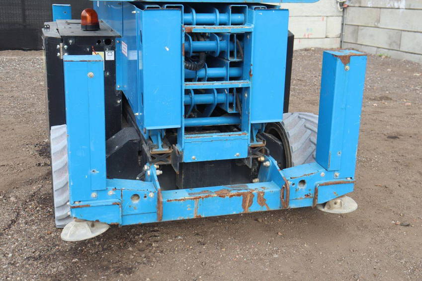 Genie GS4069 DC GS-4069 19