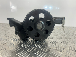 Mercedes-Benz Mercedes Benz OM541LA OM501LA OIL Pump A5421810020 Genuine OEM Used