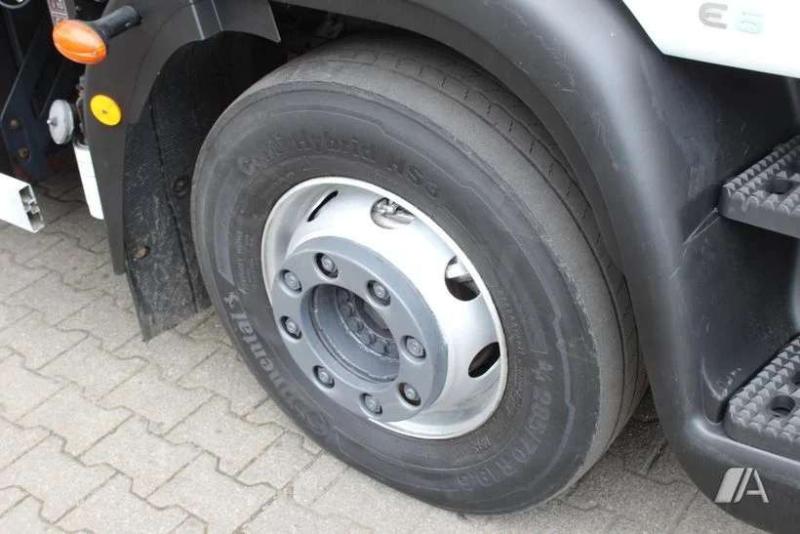 Iveco EuroCargo 140 ML E 25 26