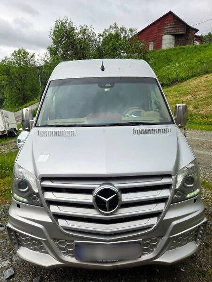 Mercedes-Benz Sprinter 519 519cdi XL 16+1 VIP Panorama Leather 3