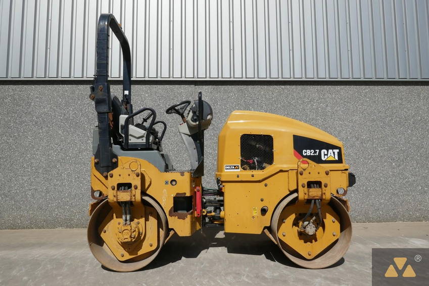 Caterpillar CB2.7 10