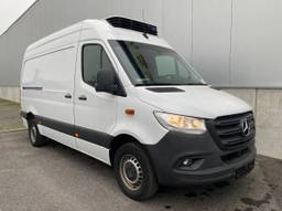 Mercedes-Benz Sprinter 317 Xarios350-18CAHK2,0zetelverwarmingachteruitrijcameraspiegels verwarmd  elektrisch