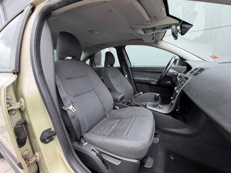 Volvo S40 1.8 Kinetic 12
