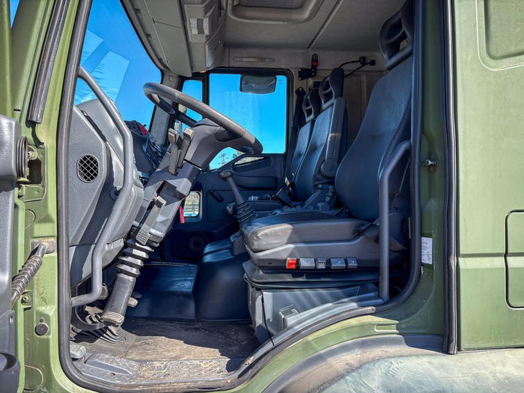 Iveco Eurocargo 4x4 Offroad Camper Winde 21