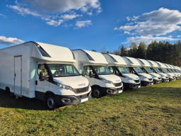 Iveco Daily BOX NiskopodŁOgowy Foodtruck 4,44x2,23x2,4