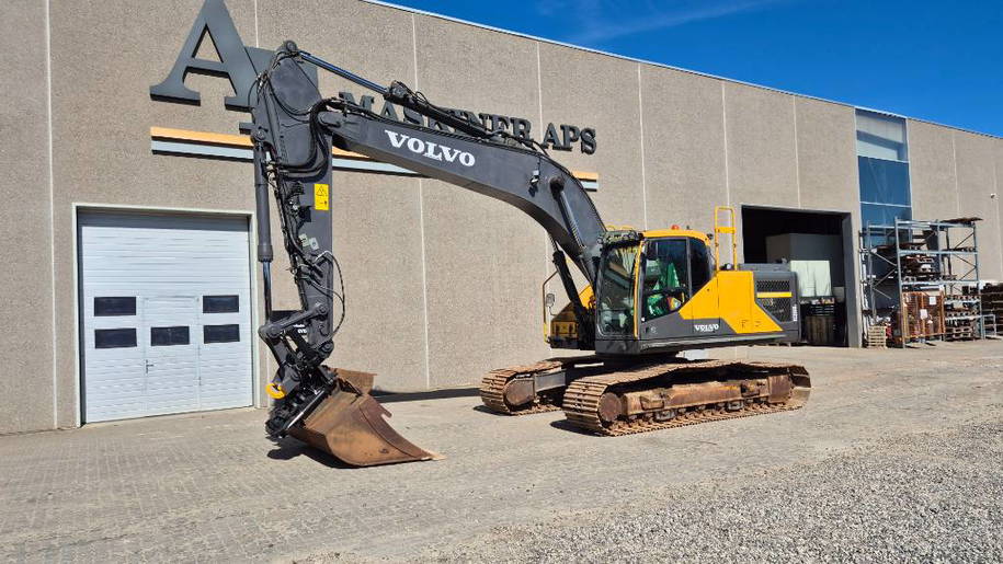 Volvo EC 250 EL 2